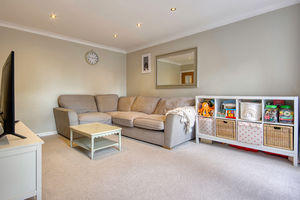 Lounge/Diner- click for photo gallery